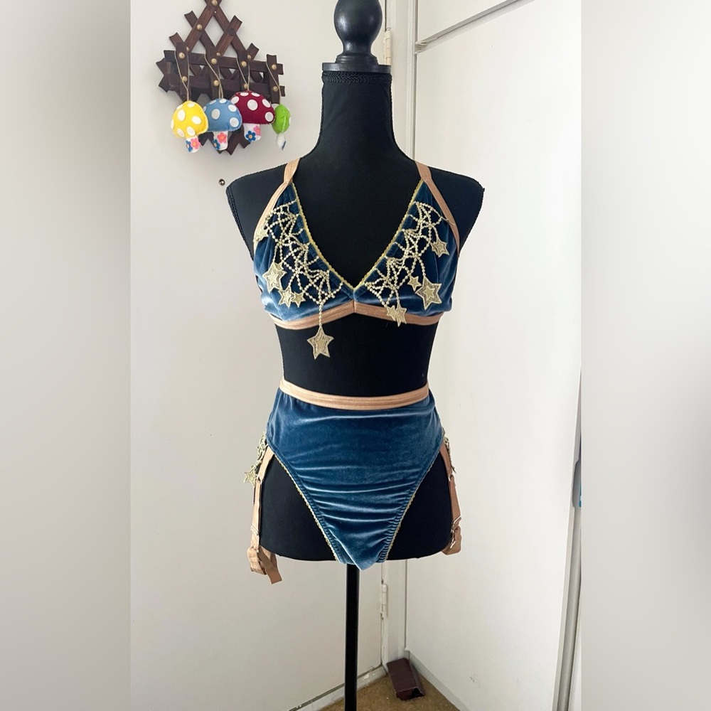 RARE Solstice Intimates velvet celestial two piece lingerie set.